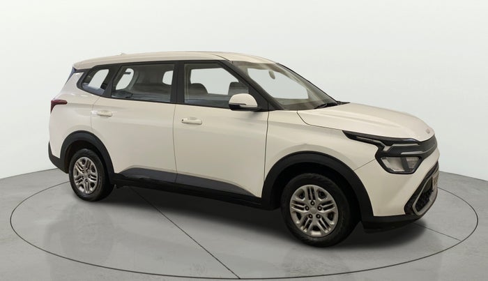 2024 KIA CARENS Premium (O) 1.5 Petrol 7 STR, Petrol, Manual, 56,101 km, Right Front Diagonal