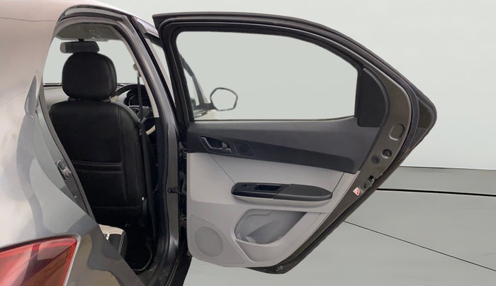 2024 Tata Tiago XM PETROL, Petrol, Manual, 3,772 km, RHS Rear Door