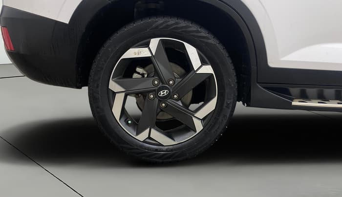 2023 Hyundai ALCAZAR 1.5 SIGNATURE (O) TURBO DCT 7, Petrol, Automatic, 20,034 km, Right Rear Wheel
