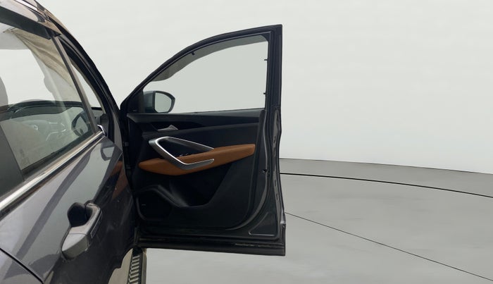 2021 MG HECTOR PLUS SELECT 2.0 DIESEL TURBO MT 7-STR, Diesel, Manual, 49,336 km, RHS Front Door