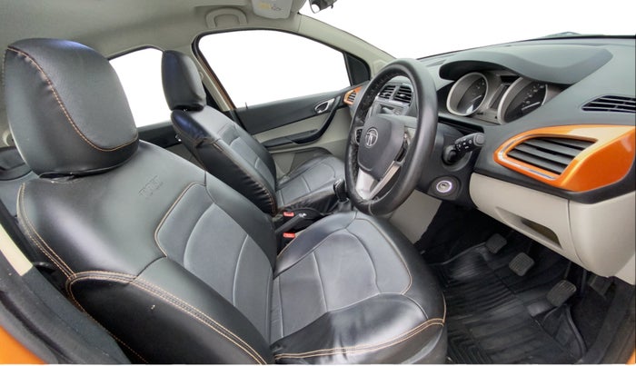 2016 Tata Tiago XZ PETROL, Petrol, Manual, 39,591 km, Right Side Front Door Cabin