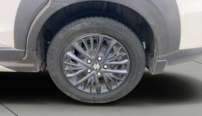 2021 Maruti XL6 ALPHA MT, Petrol, Manual, 38,916 km, Left Rear Wheel