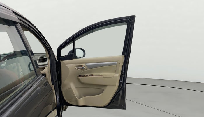 2016 Maruti Ertiga VXI ABS, Petrol, Manual, 31,310 km, RHS Front Door