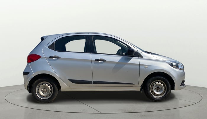 2016 Tata Tiago XM PETROL, Petrol, Manual, 55,611 km, Right Side View