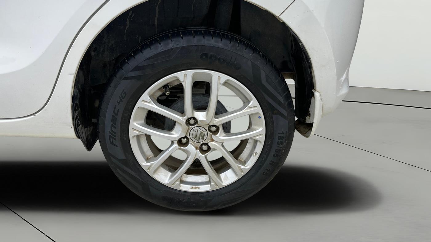 2020 Maruti Swift ZXI AMT, Petrol, Automatic, 22,328 km, Left Rear Wheel