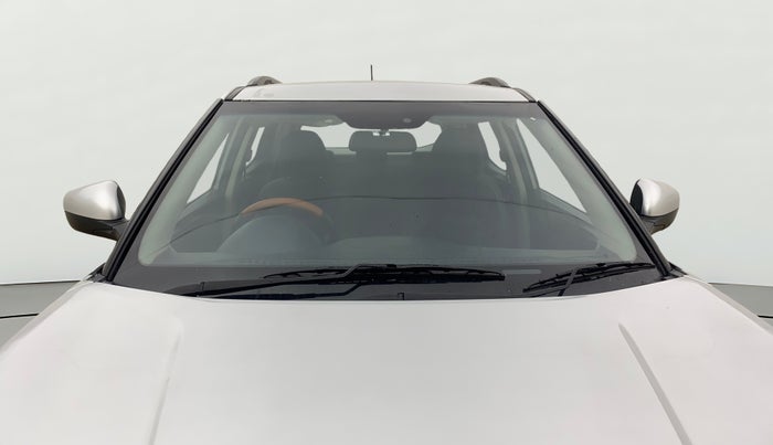 2019 Mahindra XUV300 W6 1.2 PETROL, Petrol, Manual, 36,925 km, Front Windshield