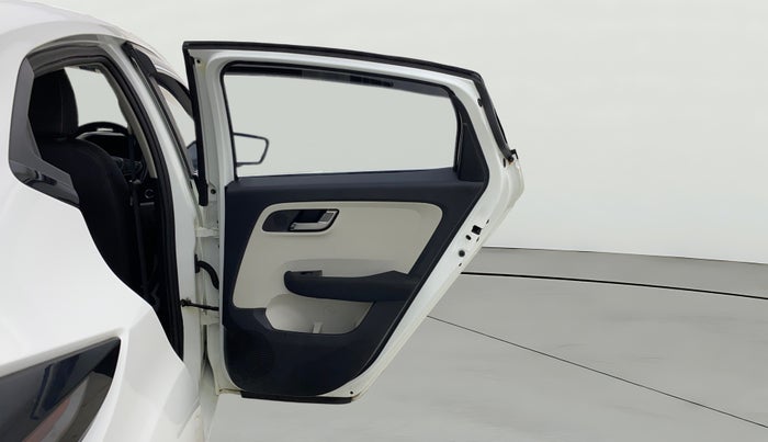 2023 Tata ALTROZ XZ PLUS PETROL, Petrol, Manual, 10,000 km, RHS Rear Door