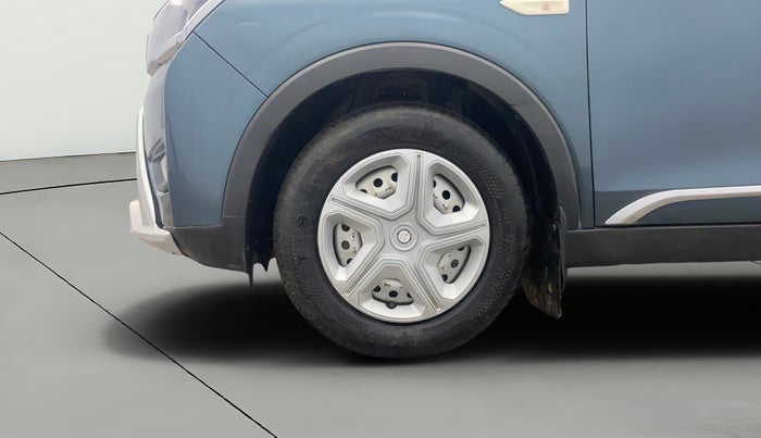 2021 Mahindra XUV300 W4 1.2 PETROL, Petrol, Manual, 54,726 km, Left Front Wheel