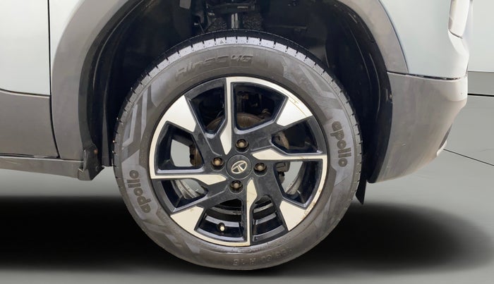 2022 Tata PUNCH ACCOMPLISHED MT, Petrol, Manual, 71,568 km, Right Front Wheel