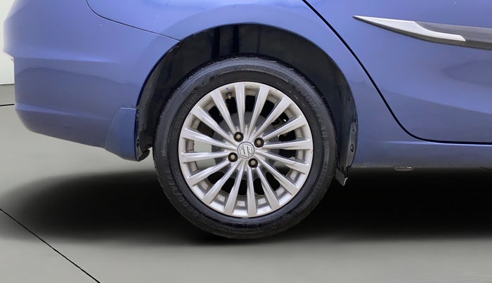 2017 Maruti Ciaz ALPHA  AT 1.4  PETROL, Petrol, Automatic, 22,572 km, Right Rear Wheel