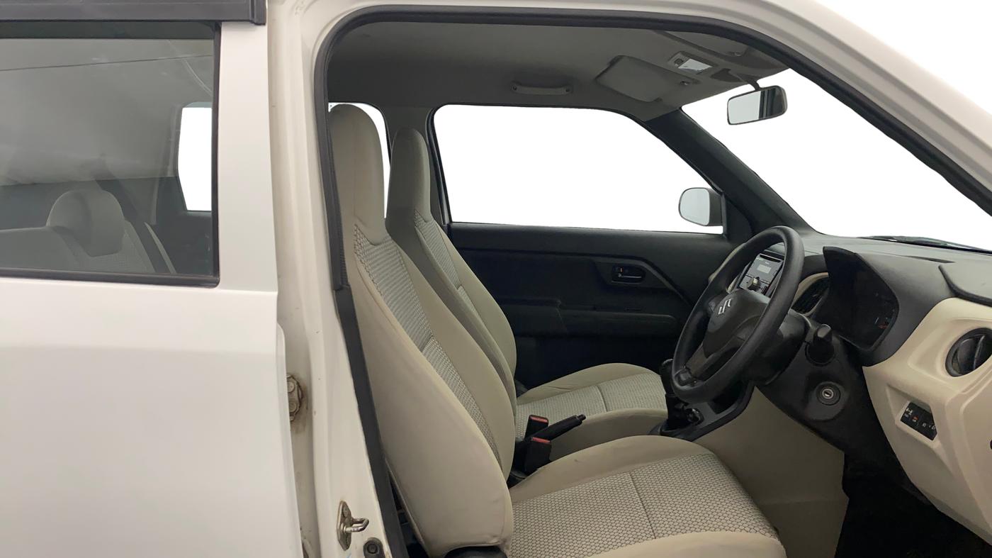 2020 Maruti New Wagon-R LXI CNG 1.0, CNG, Manual, 1,10,176 km, Right Side Front Door Cabin