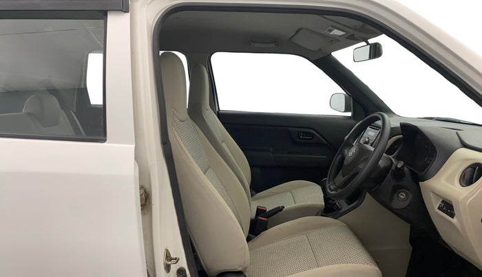 2020 Maruti New Wagon-R LXI CNG 1.0, CNG, Manual, 1,10,515 km, Right Side Front Door Cabin