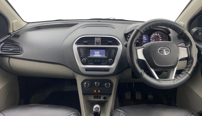 2017 Tata Tiago XT PETROL, Petrol, Manual, 37,680 km, Dashboard