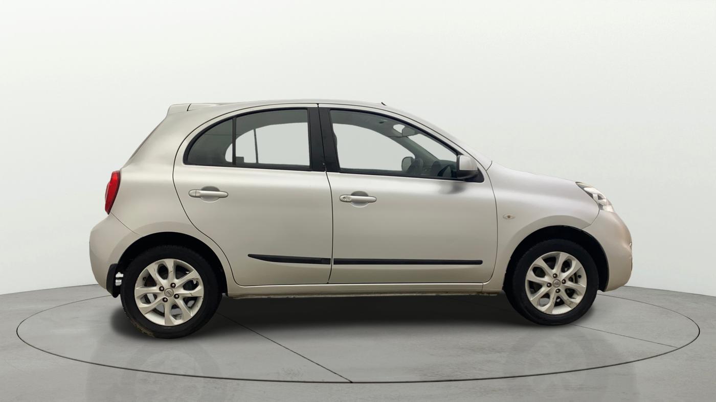 2016 Nissan Micra XV CVT, Petrol, Automatic, 74,634 km, Right Side View