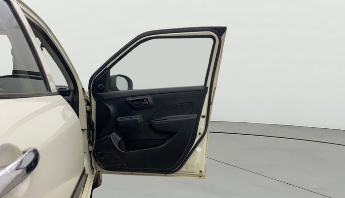 2014 Maruti Swift LDI, Diesel, Manual, 93,373 km, RHS Front Door