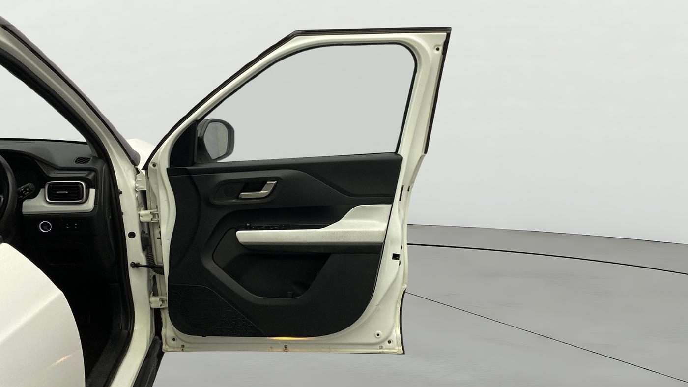 2024 Tata PUNCH  Creative MT Sunroof , Petrol, Manual, 15,446 km, RHS Front Door