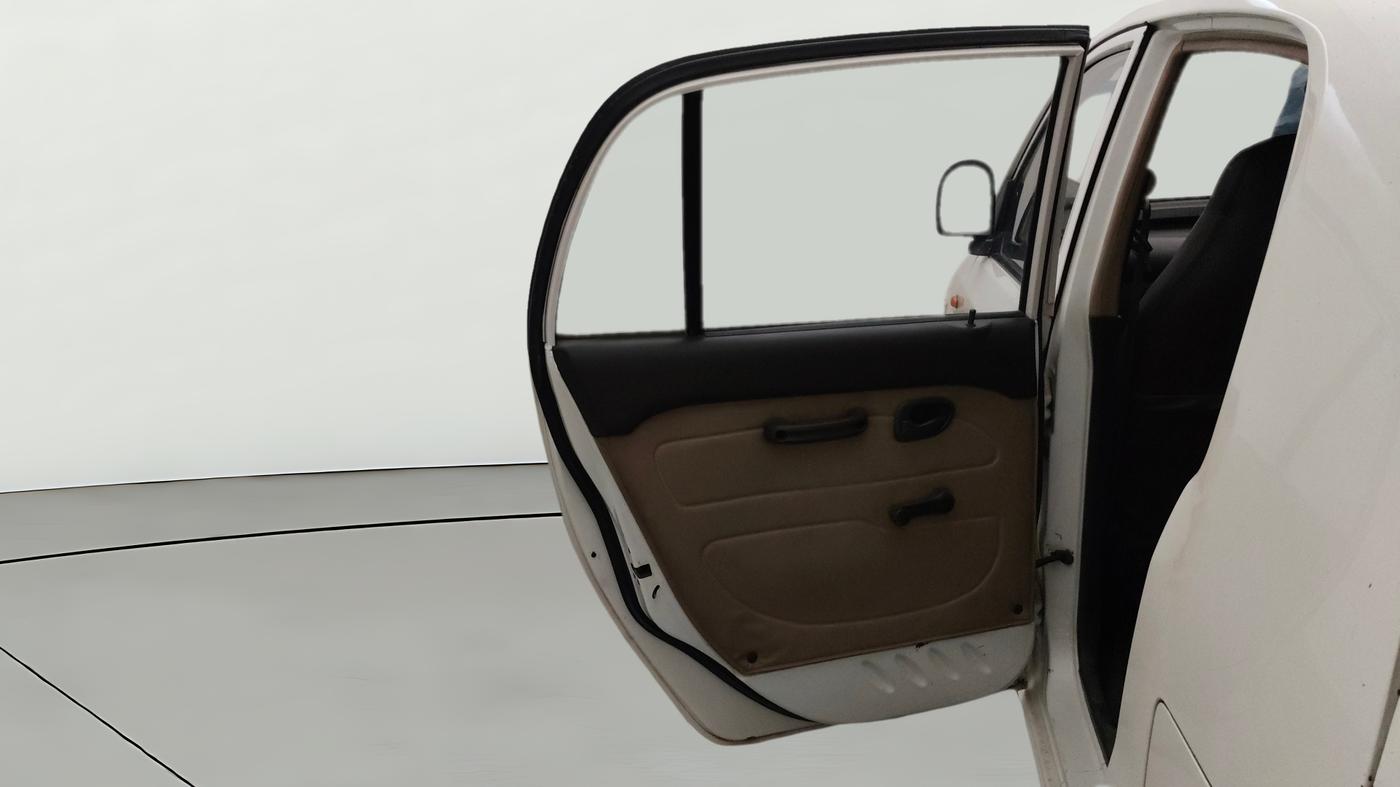 2012 Hyundai Santro Xing GL, CNG, Manual, 1,16,115 km, LHS Rear Door