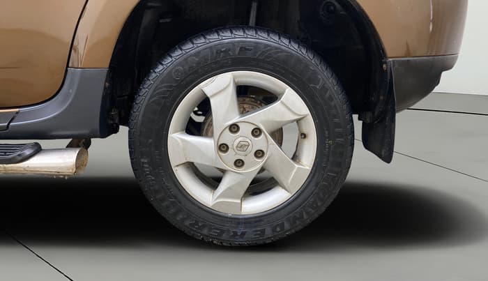 2014 Renault Duster 85 PS RXL DIESEL, Diesel, Manual, 1,08,569 km, Left Rear Wheel