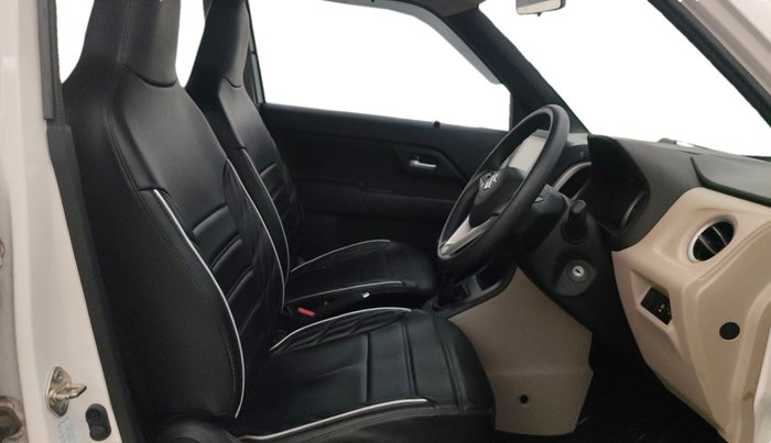 2022 Maruti New Wagon-R ZXI PLUS 1.2, Petrol, Manual, 25,366 km, Right Side Front Door Cabin