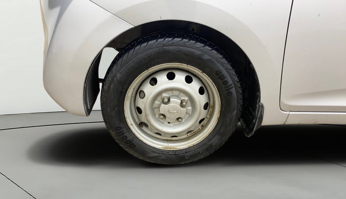 2017 Hyundai Eon ERA +, Petrol, Manual, 18,625 km, Left Front Wheel