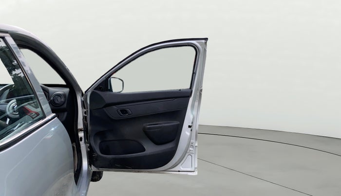 2020 Renault Kwid RXL 1.0, Petrol, Manual, 28,279 km, RHS Front Door