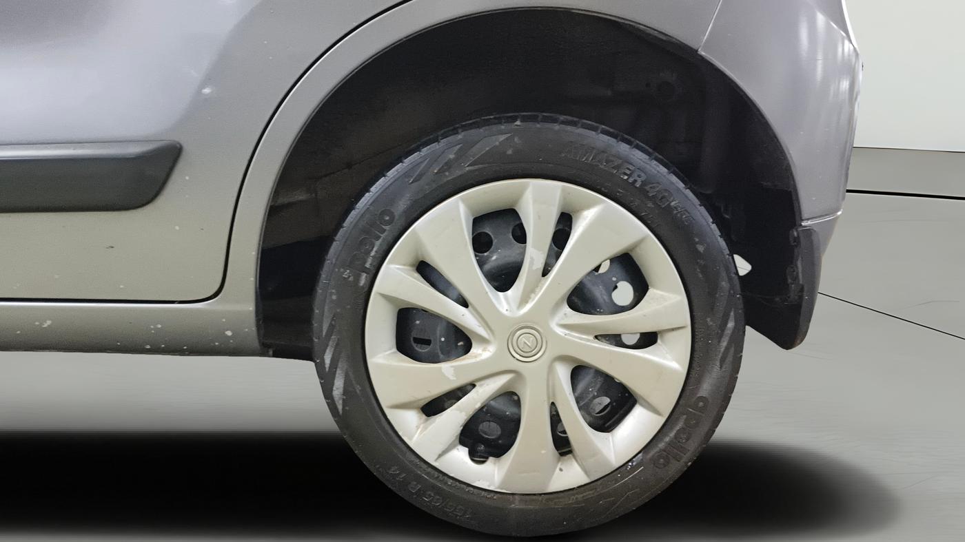 2017 Maruti Wagon R 1.0 VXI, Petrol, Manual, 1,17,308 km, Left Rear Wheel