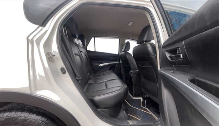 2021 Maruti S Cross ALPHA 1.5, Petrol, Manual, 48,357 km, Right Side Rear Door Cabin