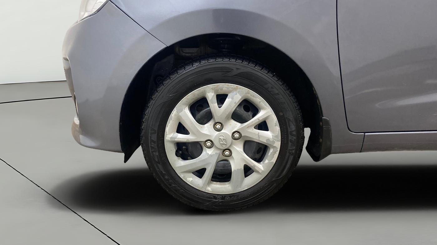 2017 Hyundai Grand i10 SPORTZ 1.2 KAPPA VTVT, Petrol, Manual, 69,386 km, Left Front Wheel