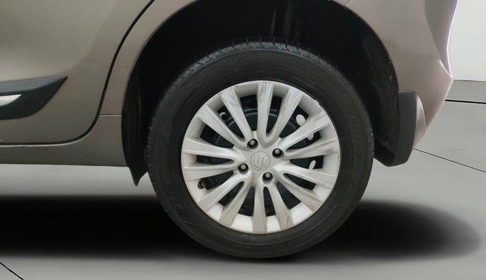 2021 Maruti Baleno DELTA PETROL 1.2, Petrol, Manual, 71,449 km, Left Rear Wheel