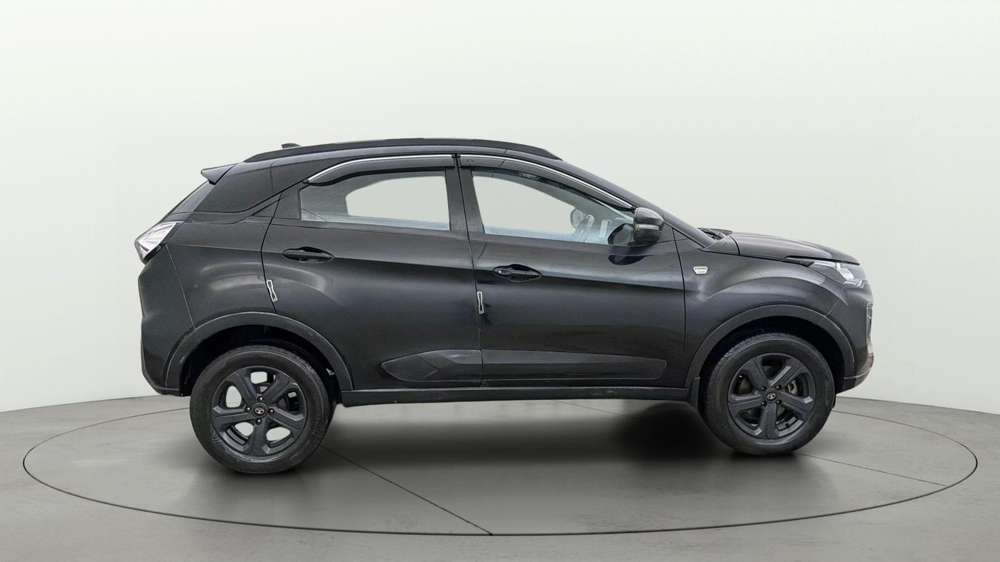 2022 Tata NEXON XZ PLUS (PREMIUM) DIESEL DARK EDITION, Diesel, Manual, 68,579 km, Right Side View