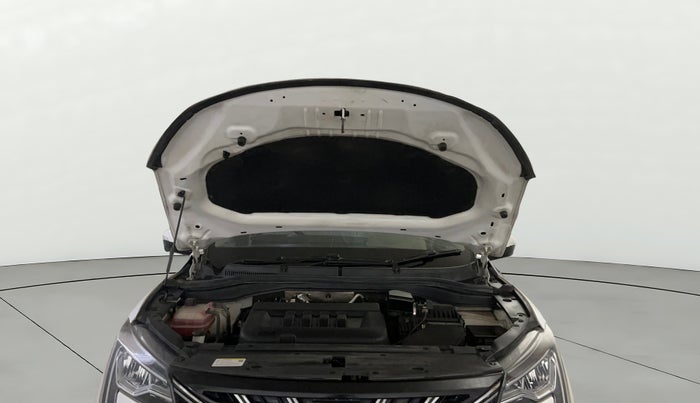 2022 Mahindra XUV700 AX 7 LUXURY D MT 7 STR, Diesel, Manual, 48,333 km, Open Bonet