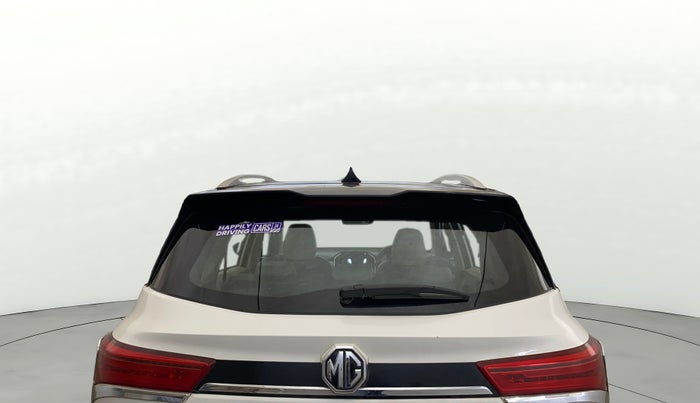 2022 MG HECTOR SHARP HYBRID 1.5 PETROL, Petrol, Manual, 81,106 km, Rear Windshield