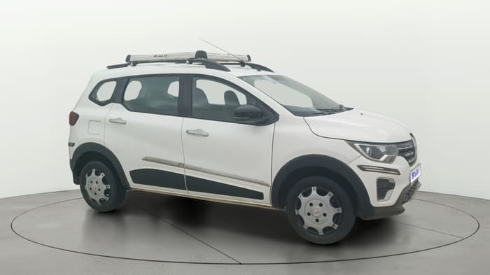 2023 Renault TRIBER RXZ AMT, Petrol, Automatic, 65,496 km, Right Front Diagonal