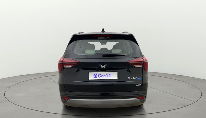 2024 Mahindra XUV700 AX 7 LUXURY D AT 7 STR, Diesel, Automatic, 28,342 km, Back/Rear