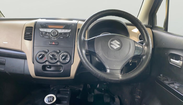 2017 Maruti Wagon R 1.0 VXI, Petrol, Manual, 36,178 km, Steering Wheel Close Up