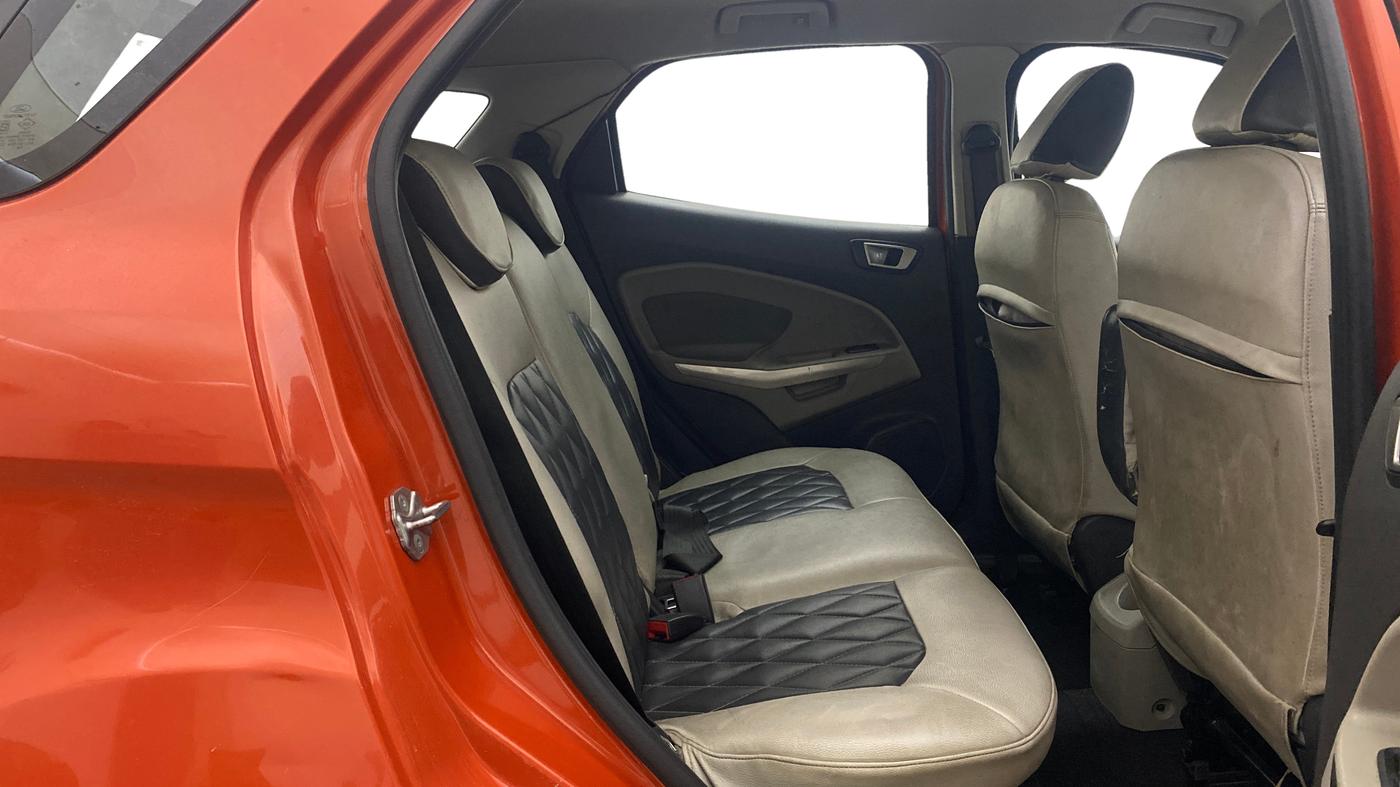 2015 Ford Ecosport TITANIUM 1.5L DIESEL, Diesel, Manual, 1,04,463 km, Right Side Rear Door Cabin