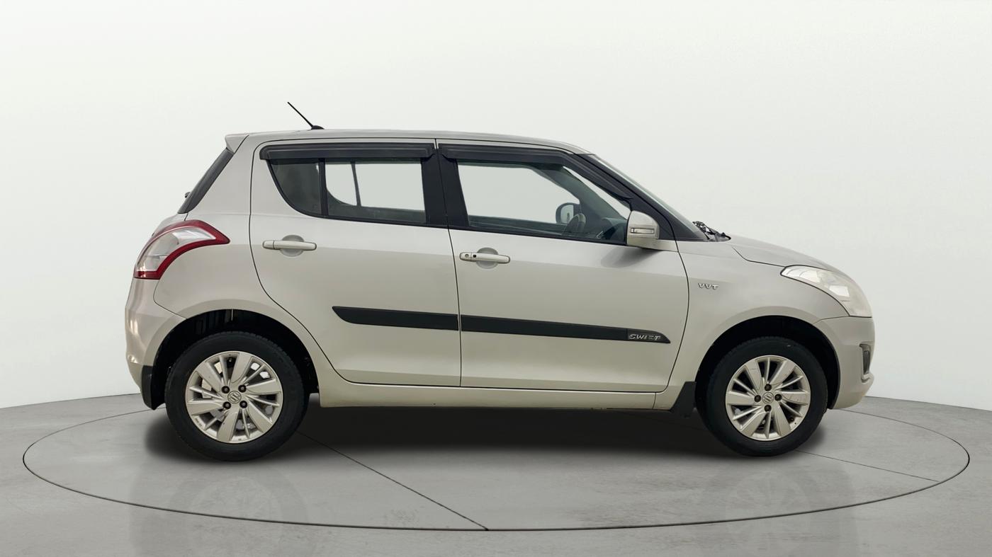 2015 Maruti Swift ZXI, Petrol, Manual, 82,313 km, Right Side View