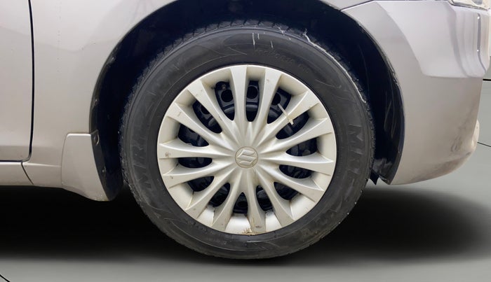 2015 Maruti Ciaz VDI +, Diesel, Manual, 75,134 km, Right Front Wheel