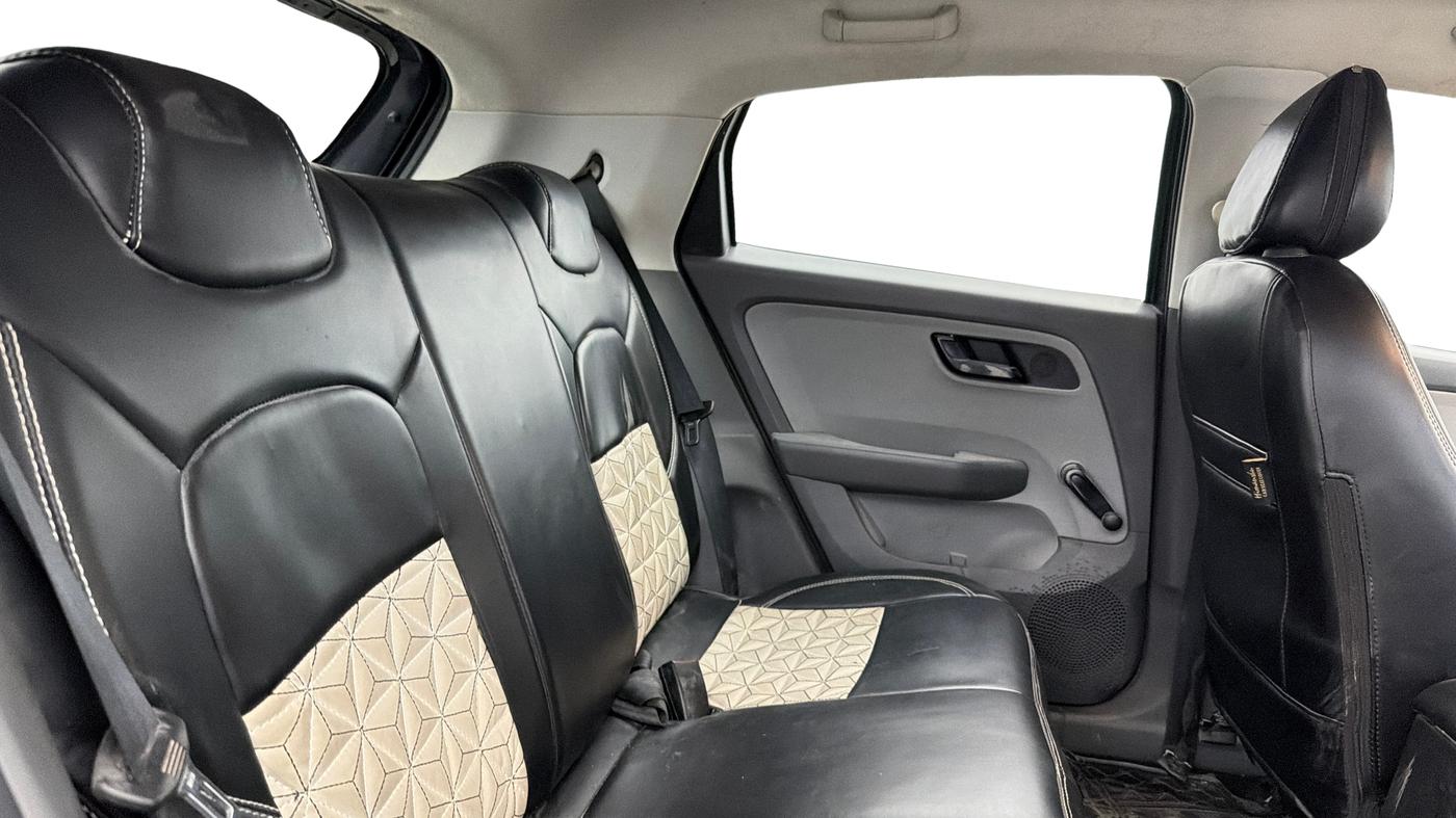 2020 Tata ALTROZ XE PETROL, Petrol, Manual, 51,027 km, Right Side Rear Door Cabin