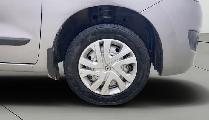 2014 Maruti Wagon R 1.0 LXI CNG, CNG, Manual, 77,879 km, Right Front Wheel