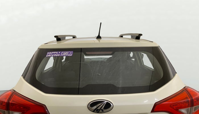 2020 Mahindra XUV300 W4 1.2 PETROL, Petrol, Manual, 61,281 km, Rear Windshield