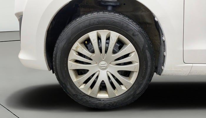 2015 Maruti Ertiga VXI, CNG, Manual, 70,614 km, Left Front Wheel