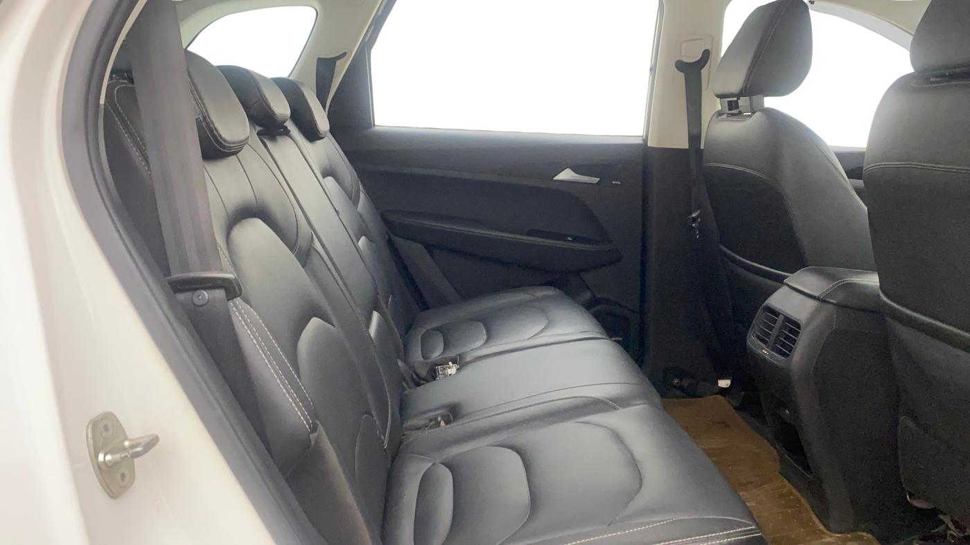 2019 MG HECTOR SHARP 2.0 DIESEL, Diesel, Manual, 75,659 km, Right Side Rear Door Cabin