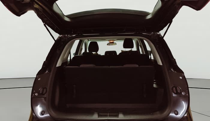 2022 MG HECTOR PLUS SUPER 1.5 PETROL TURBO HYBRID MT 7-STR, Petrol, Manual, 20,862 km, Boot Open Zoomed View