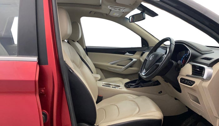 2021 MG HECTOR SHARP 1.5 PETROL CVT, Petrol, Automatic, 11,702 km, Right Side Front Door Cabin