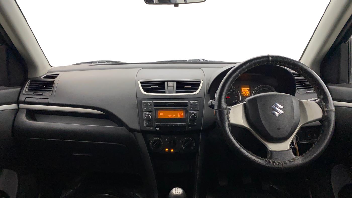 2015 Maruti Swift VXI, Petrol, Manual, 86,175 km, Dashboard