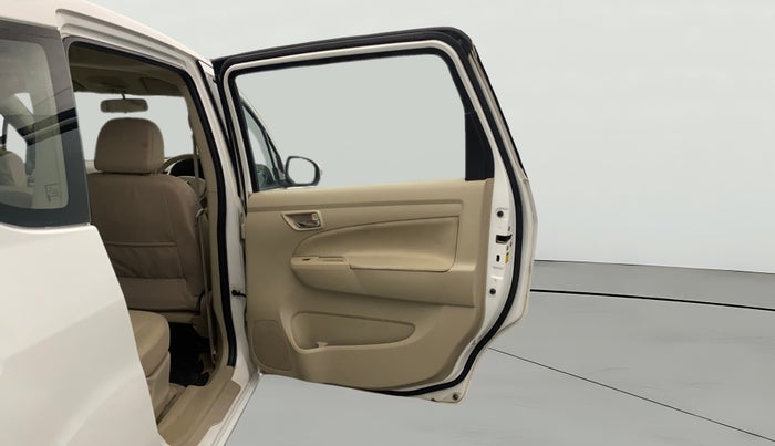 2015 Maruti Ertiga ZXI, Petrol, Manual, 1,08,634 km, RHS Rear Door