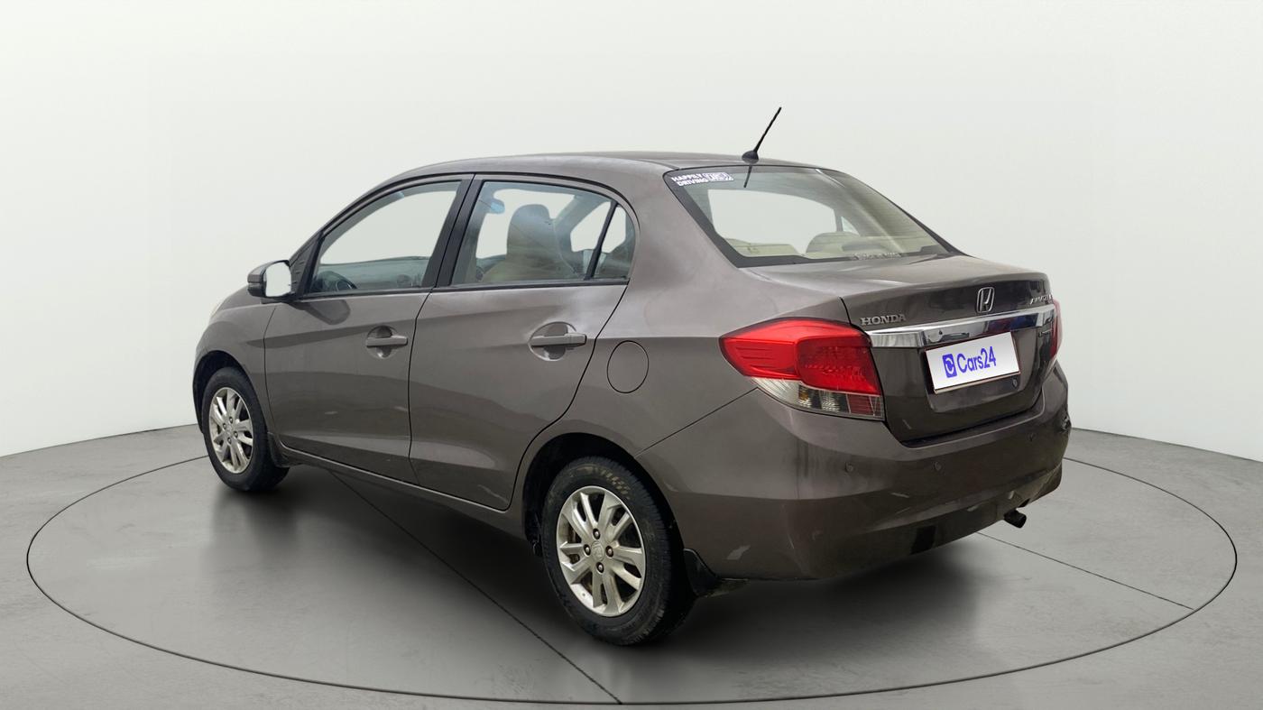 2015 Honda Amaze 1.5L I-DTEC VX, Diesel, Manual, 1,04,138 km, Left Back Diagonal