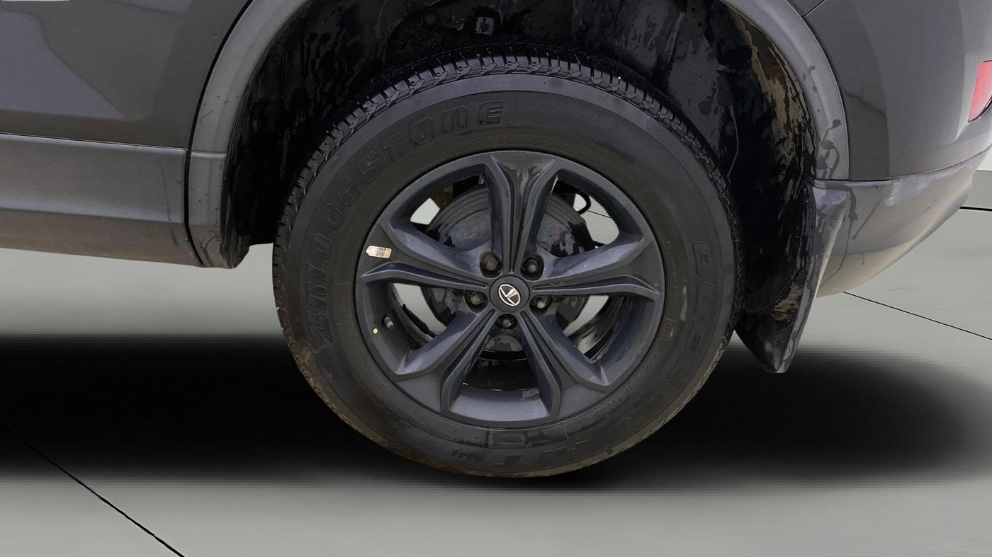 2019 Tata Harrier XZ 2.0L DARK EDITION, Diesel, Manual, 87,169 km, Left Rear Wheel