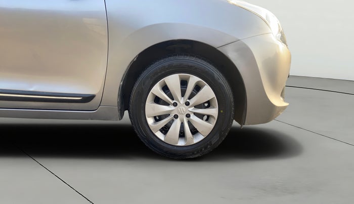 2017 Maruti Baleno DELTA PETROL 1.2, Petrol, Manual, 72,944 km, Right Front Wheel